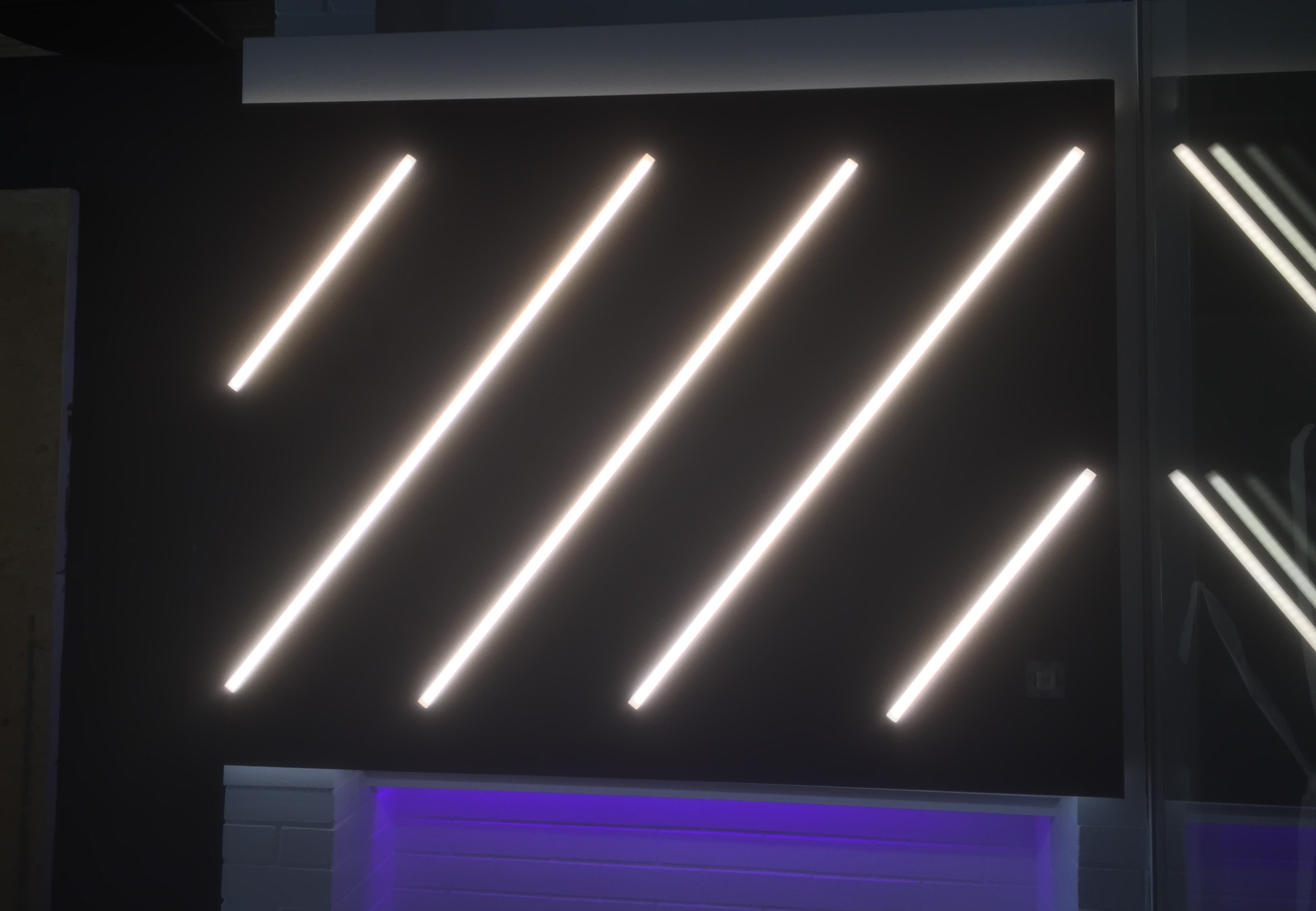 Minusines_Uni-bright