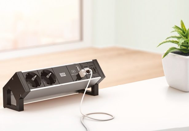 BACHMANN_DESK2_ALU-BLACK_Header_002