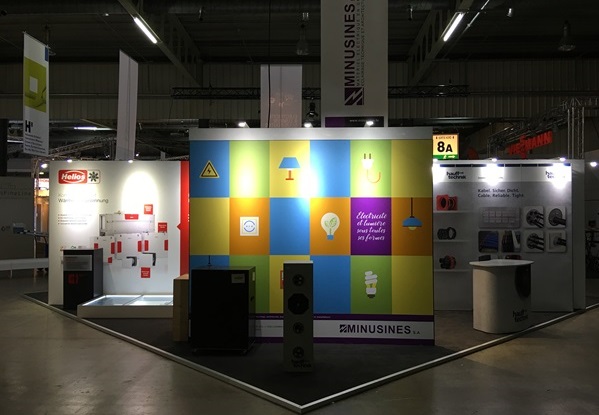 Stand_HomeandLiving_01