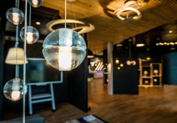 Showroom_Minusines_01